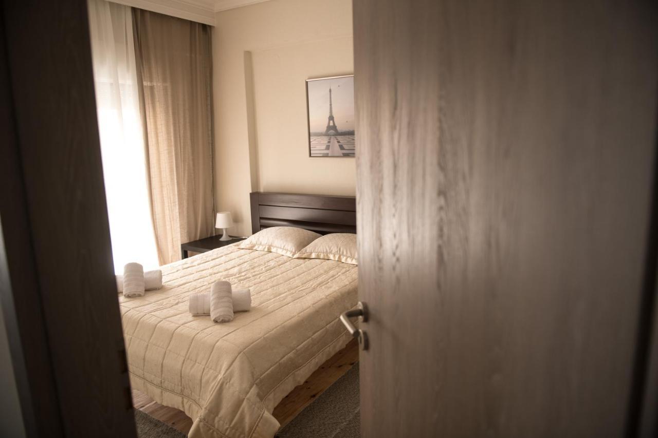 Markopoulosapartments Nea Moudania Buitenkant foto