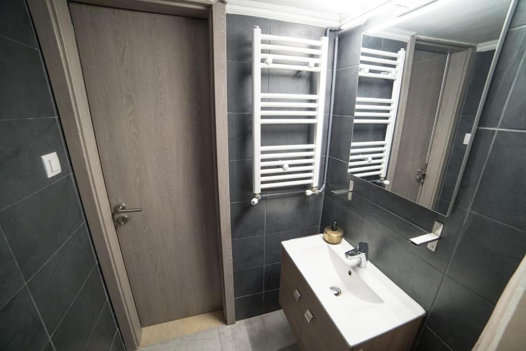 Markopoulosapartments Nea Moudania Buitenkant foto